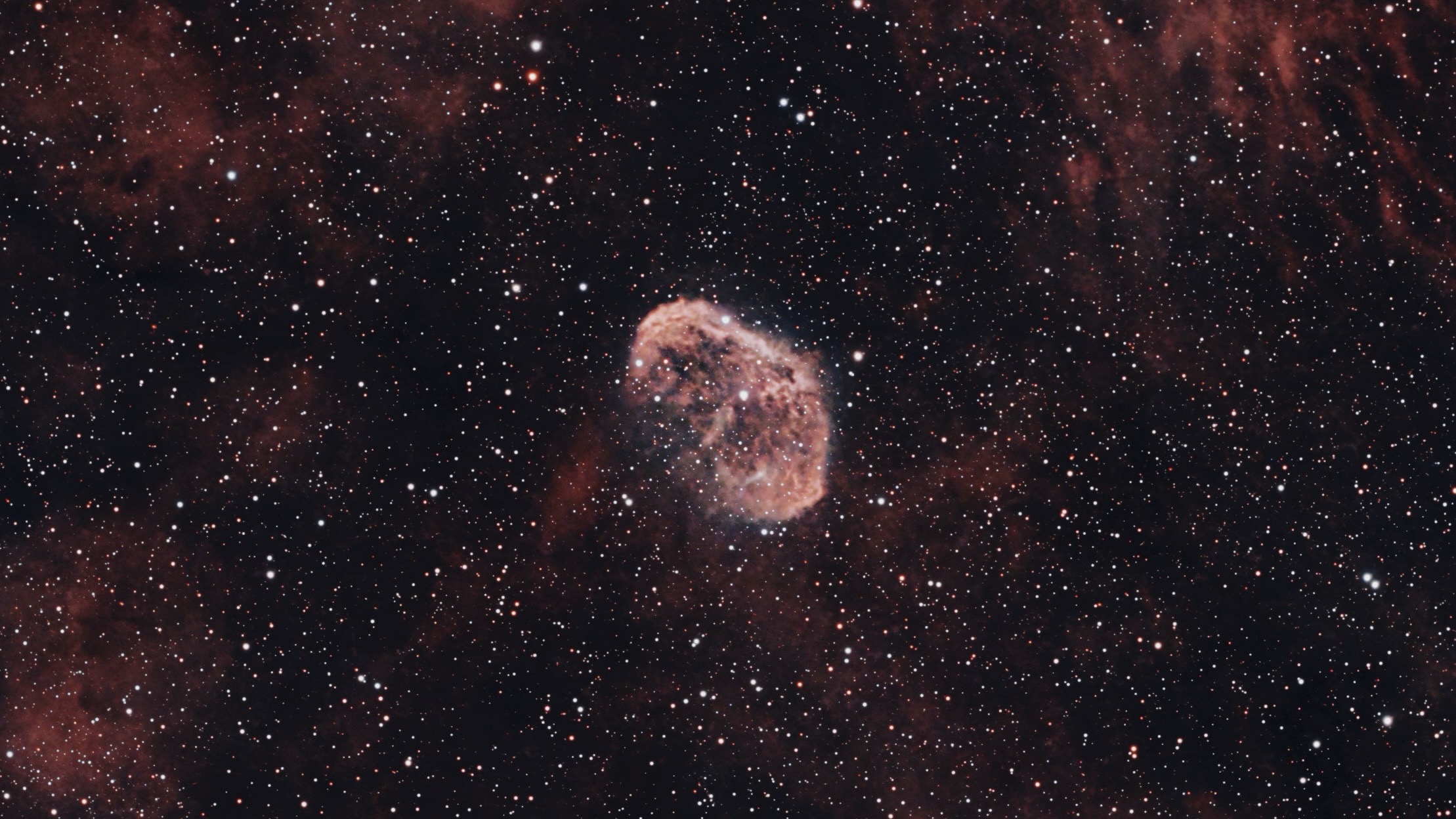 Crescent Nebula (NGC 6888) with the DWARF 3: 13 Hours on One of the Rarest Light Shows in the Sky
